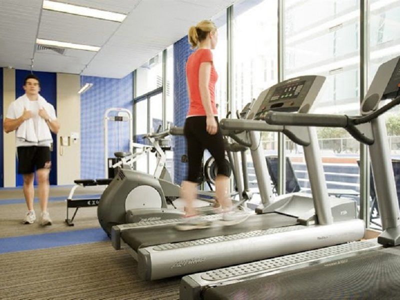 Amora Hotel Brisbane Eksteriør bilde A treadmill