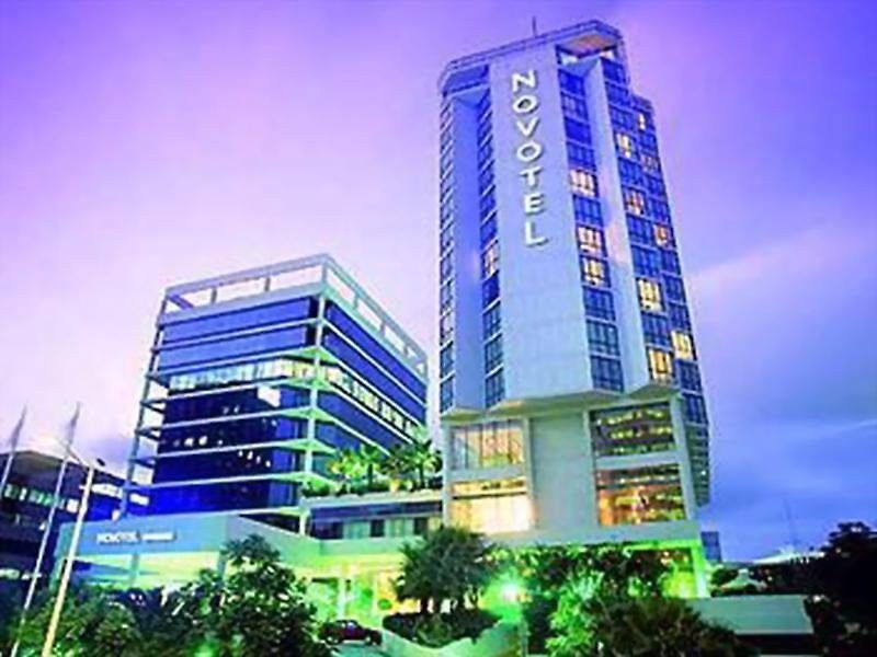 Amora Hotel Brisbane Eksteriør bilde Novotel Hotel, Phnom Penh